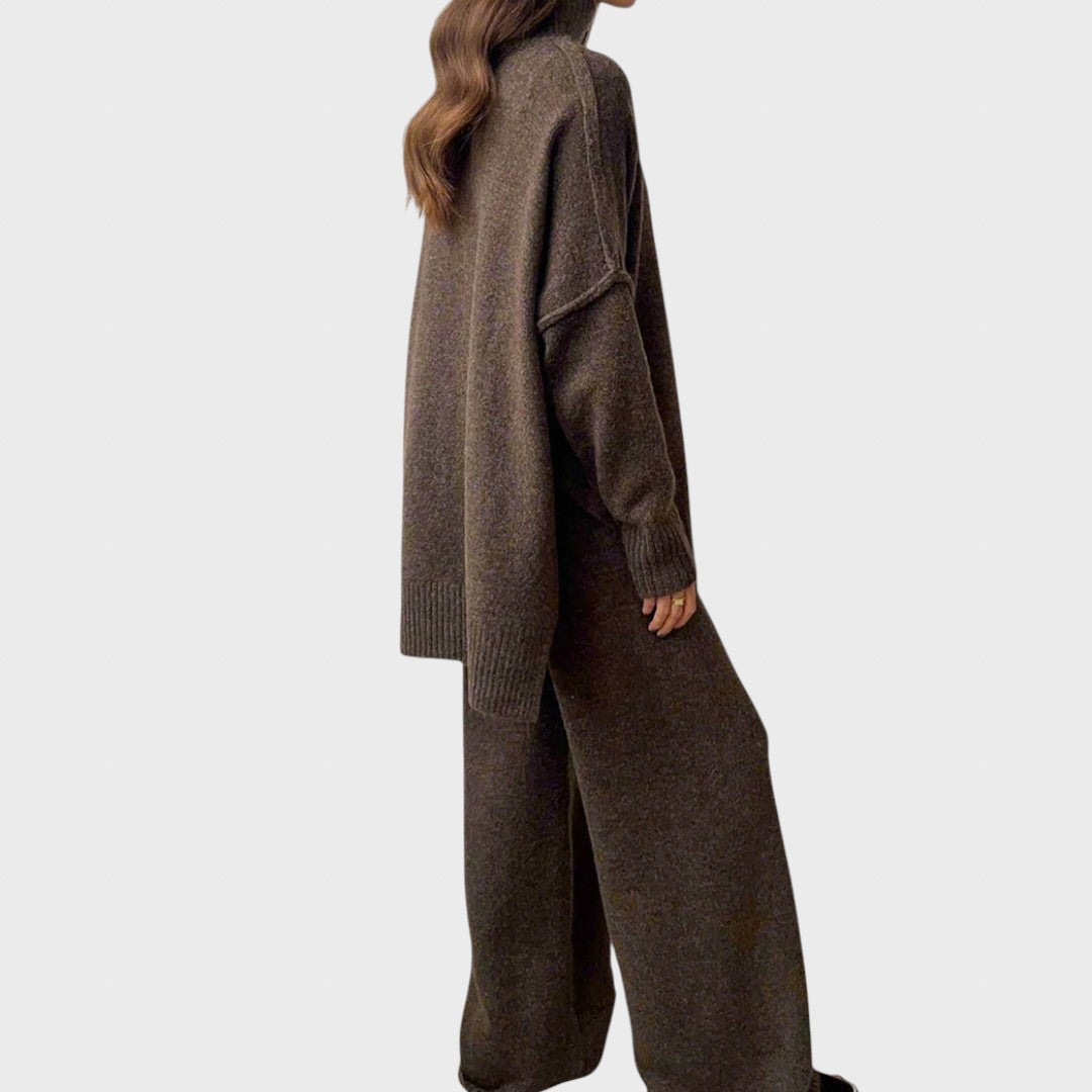 Лина | Мек плетен комплект с поло яка